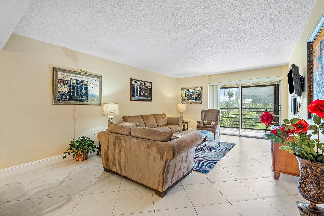 23370 Carolwood Lane 209