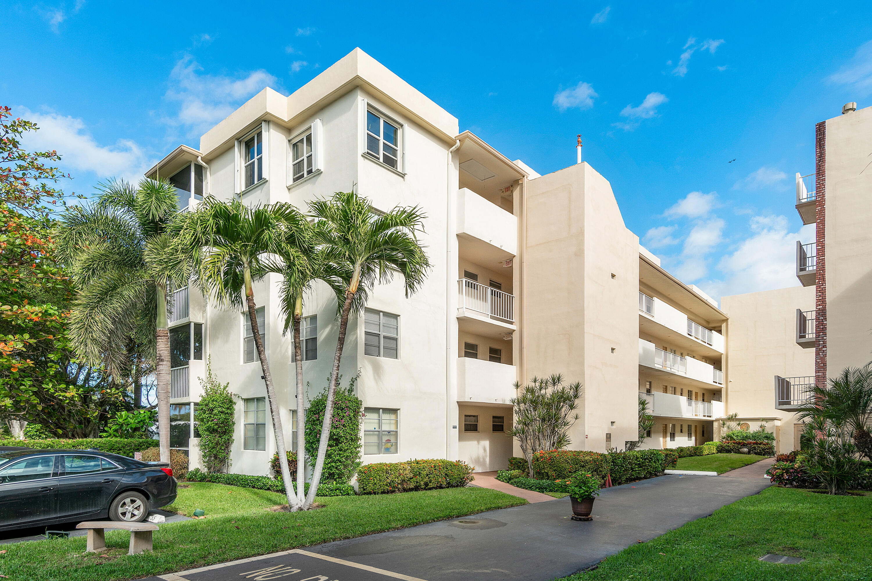 1820 New Palm Way, 405, Boynton Beach Unit: 405