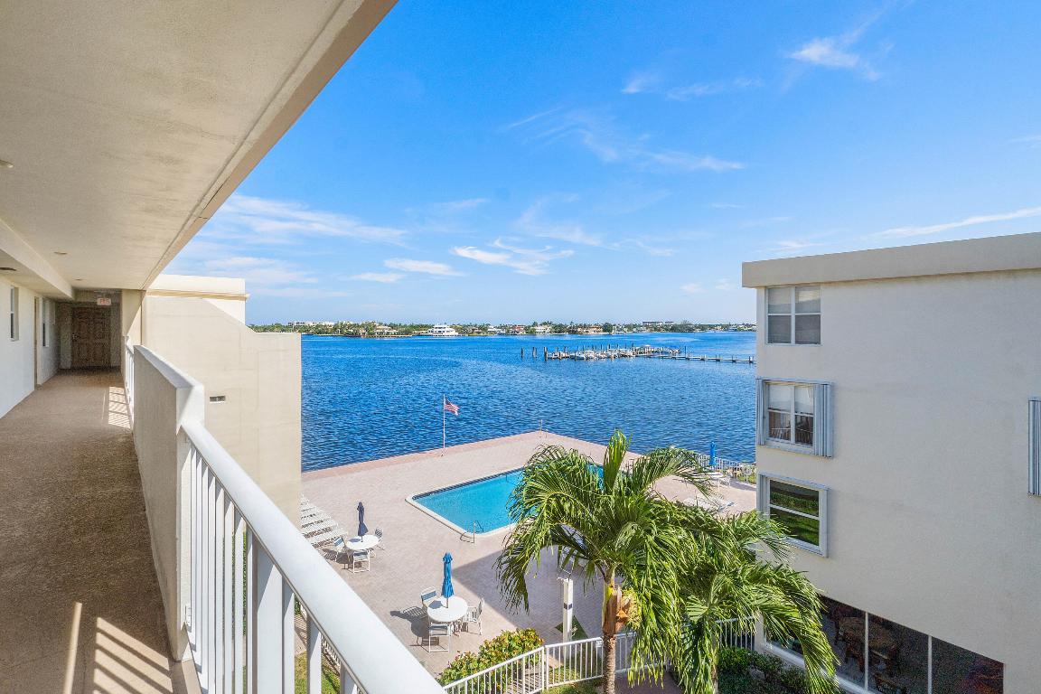 1820 New Palm Way, 405, Boynton Beach Unit: 405