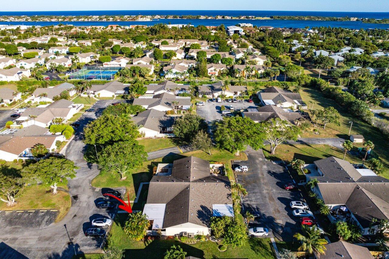 8171 Ambach Way, Hypoluxo