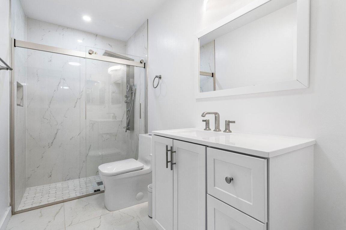 8171 Ambach Way, Hypoluxo