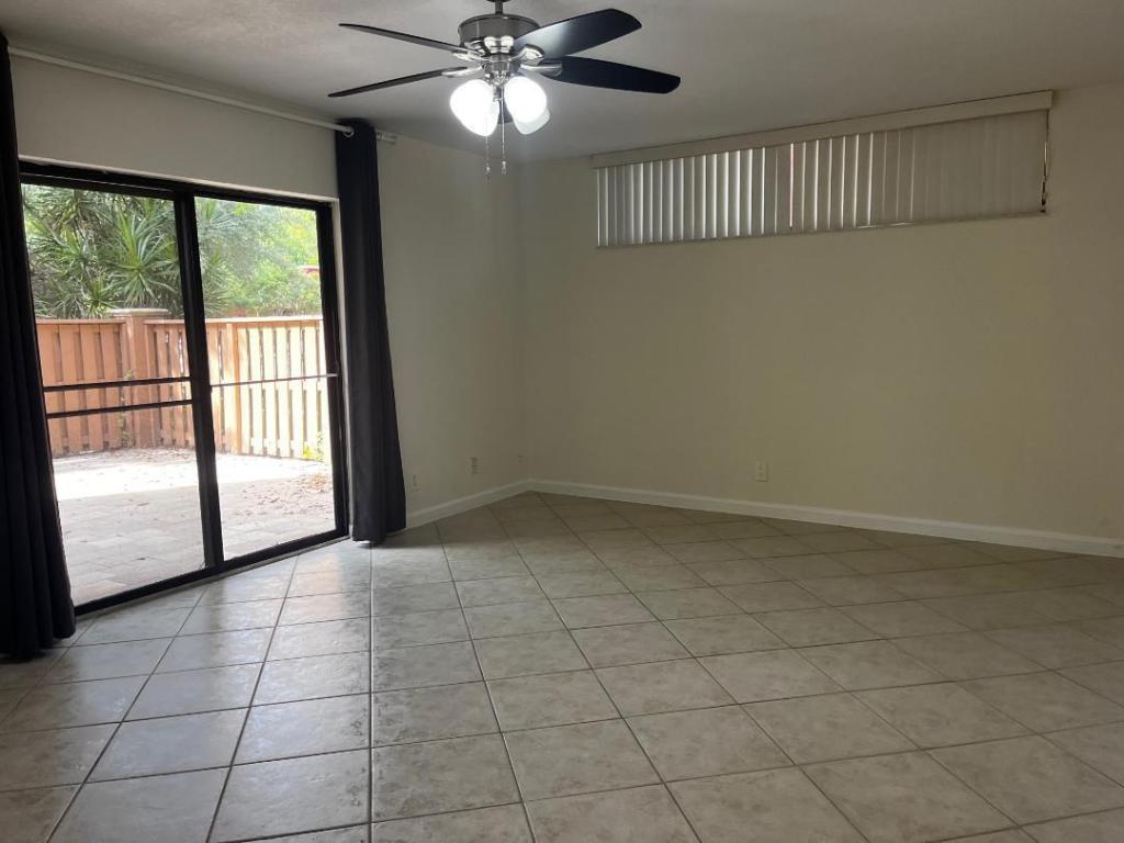 8117 Severn Drive A, Boca Raton Unit: A