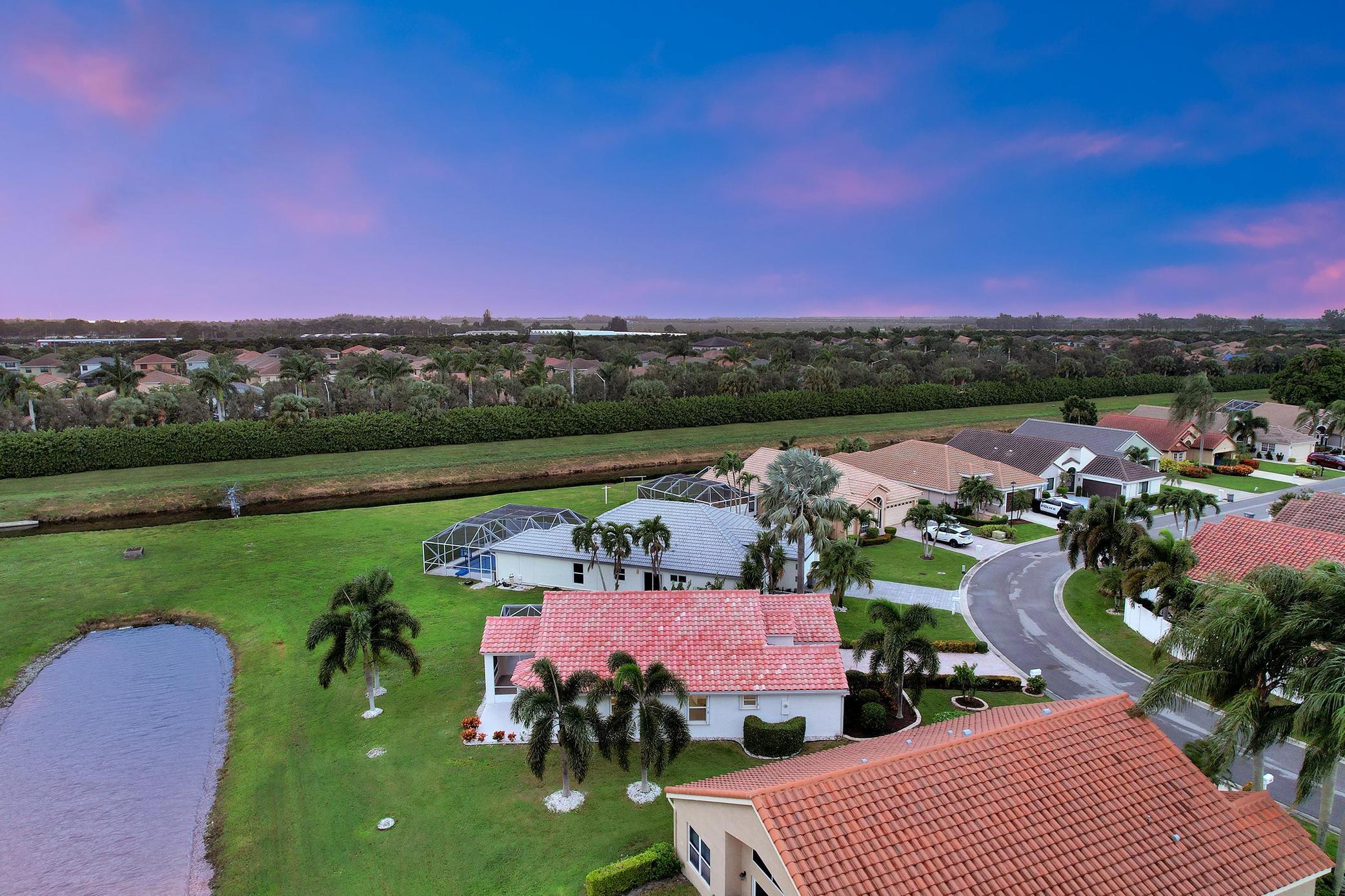 7552 N Stirling Bridge Boulevard N