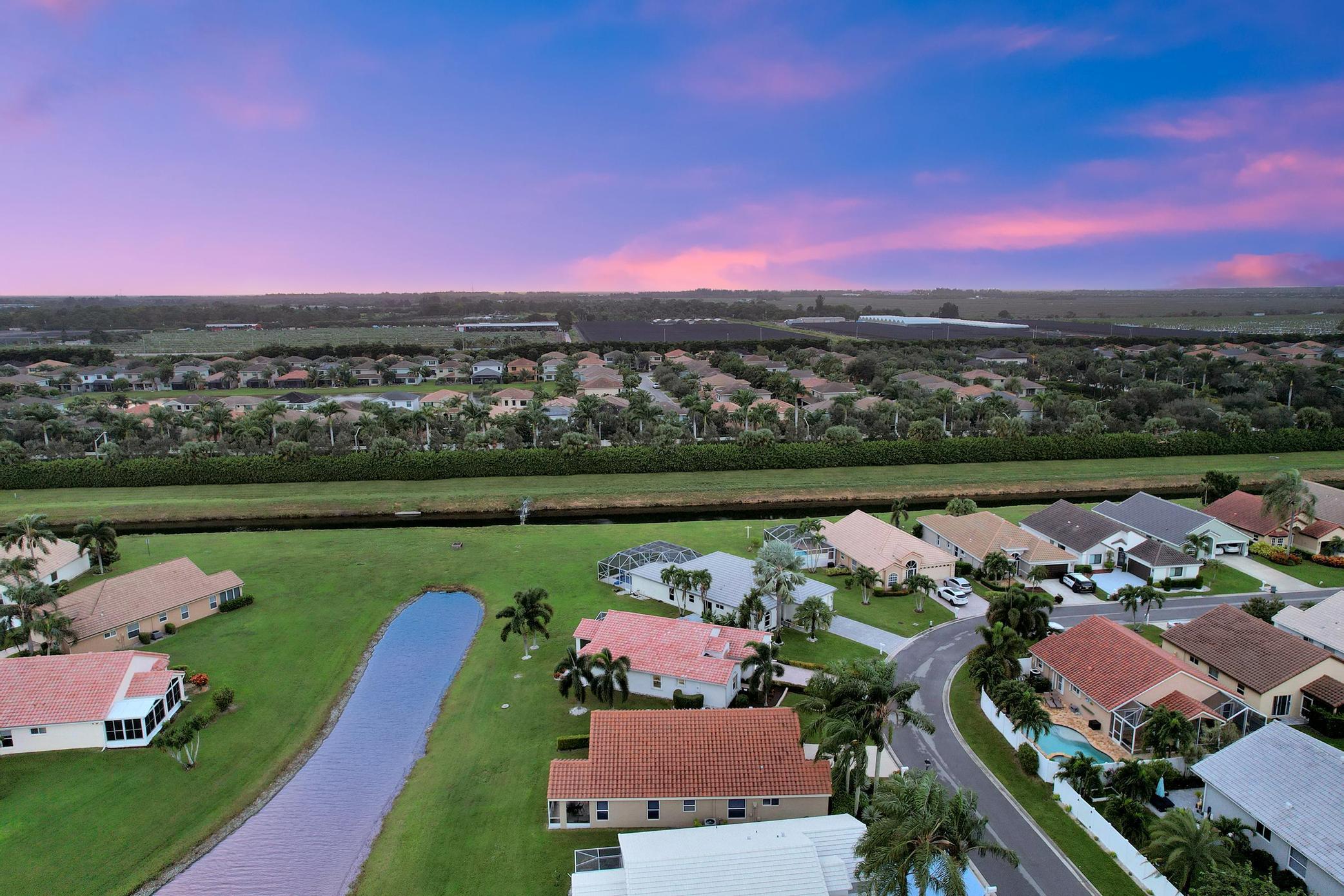 7552 N Stirling Bridge Boulevard N