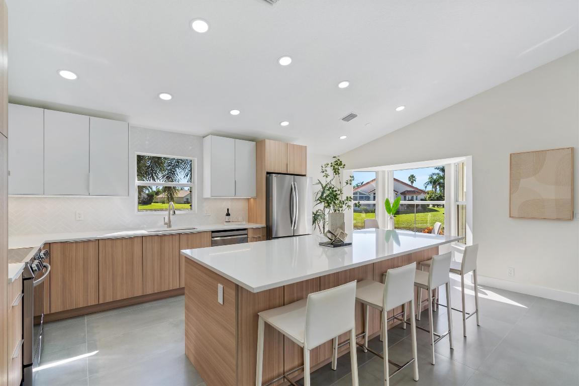 7552 N Stirling Bridge Boulevard N