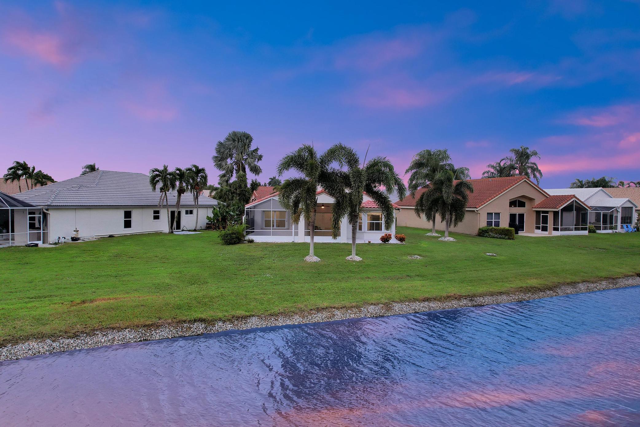 7552 N Stirling Bridge Boulevard N