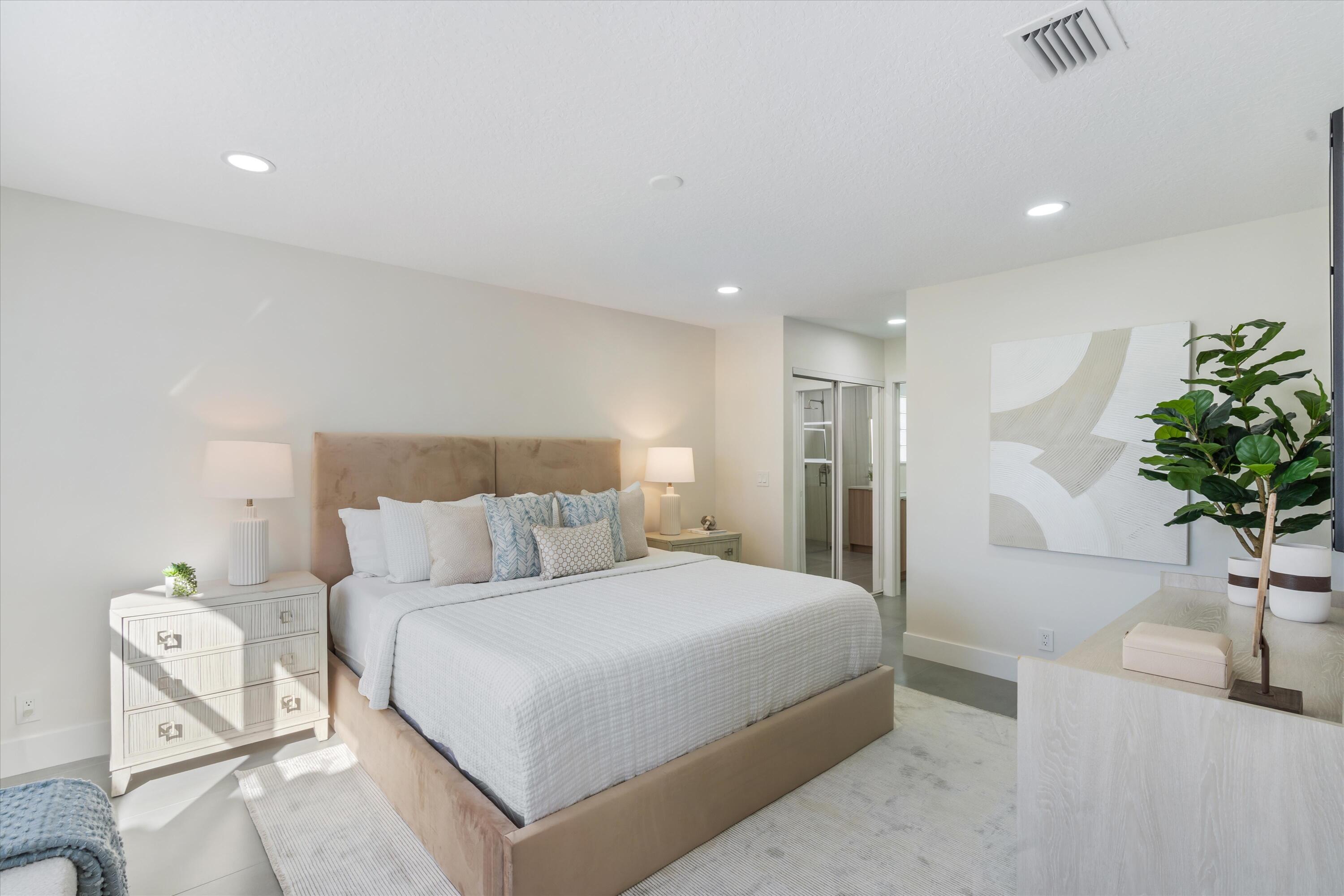 7552 N Stirling Bridge Boulevard N