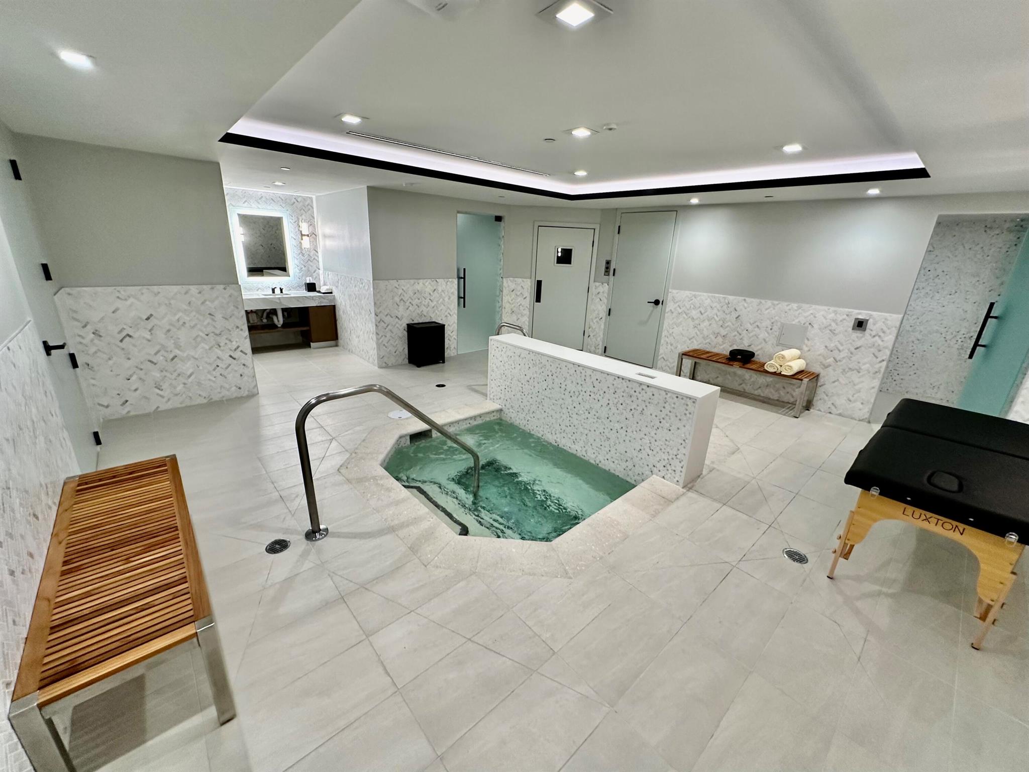 400 SE 5th Avenue 605