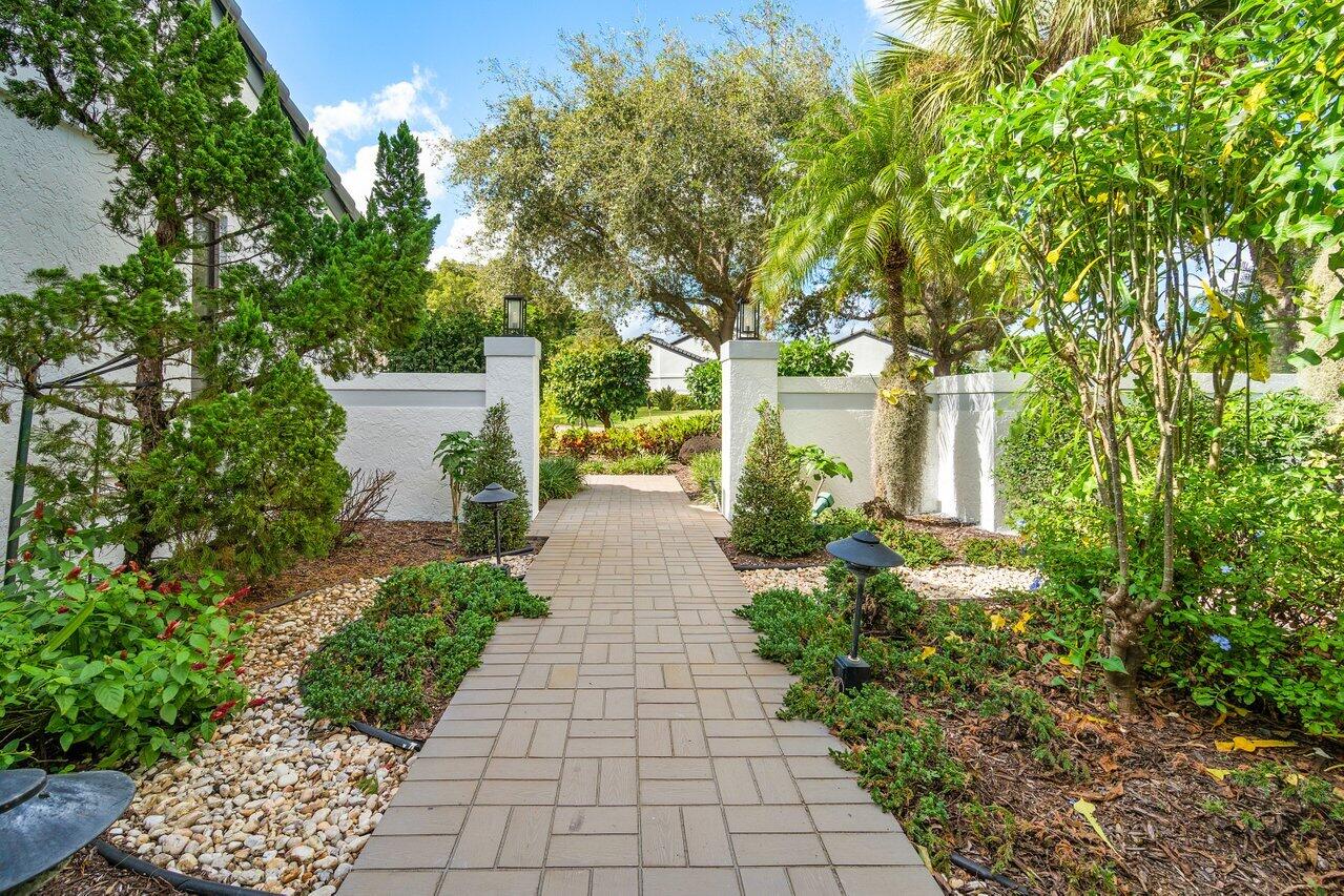 33 Windsor Drive