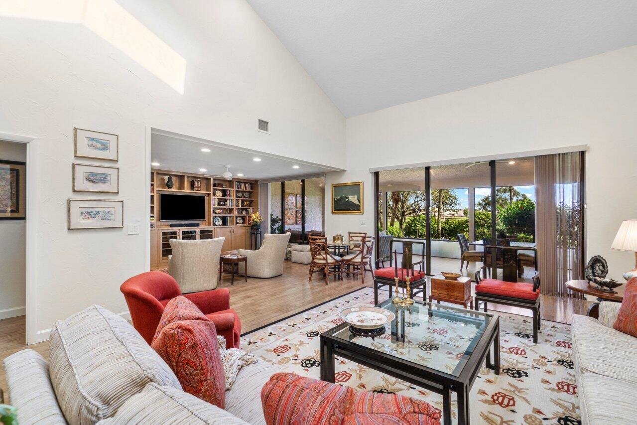 33 Windsor Drive