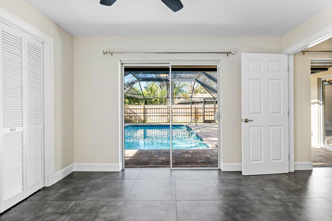 3836 NW 9th Street