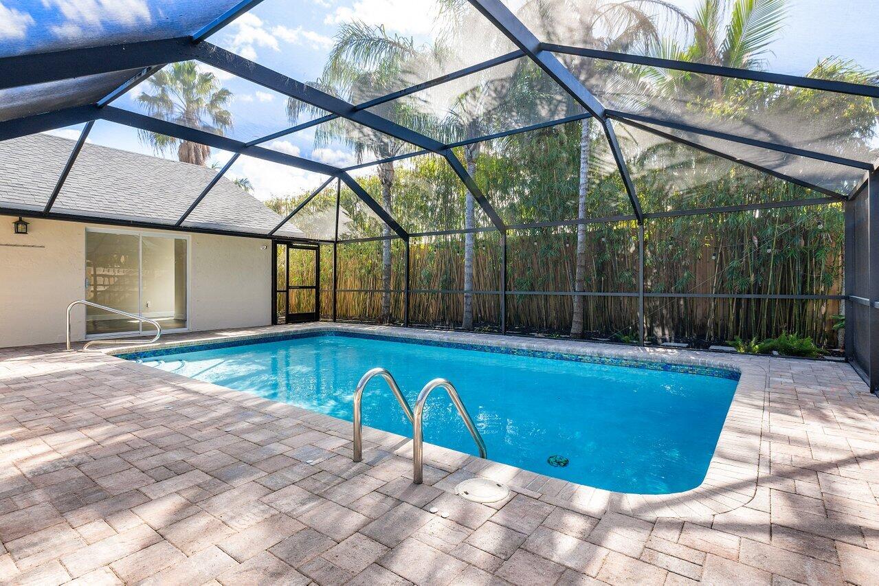 3836 NW 9th Street