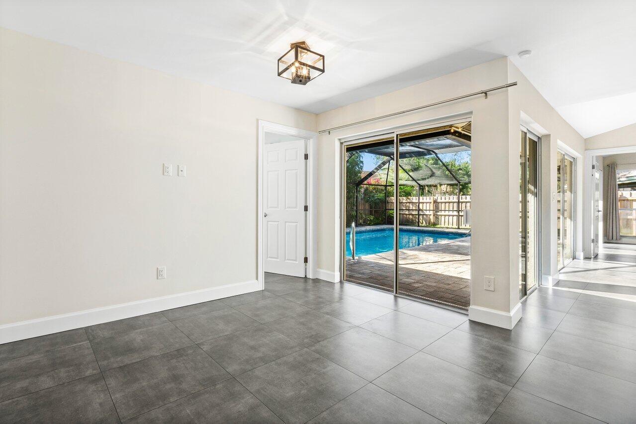 3836 NW 9th Street