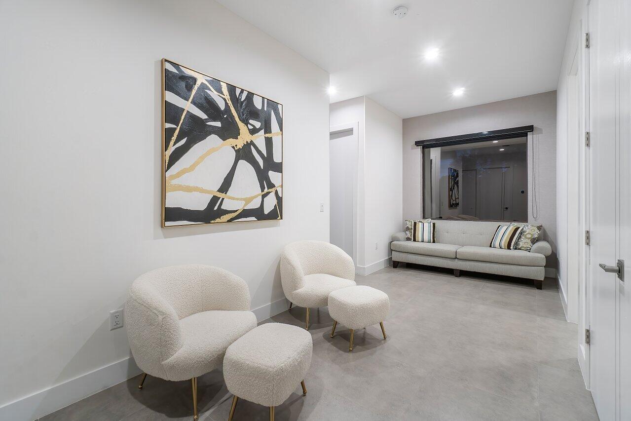 200 NE 22nd Street