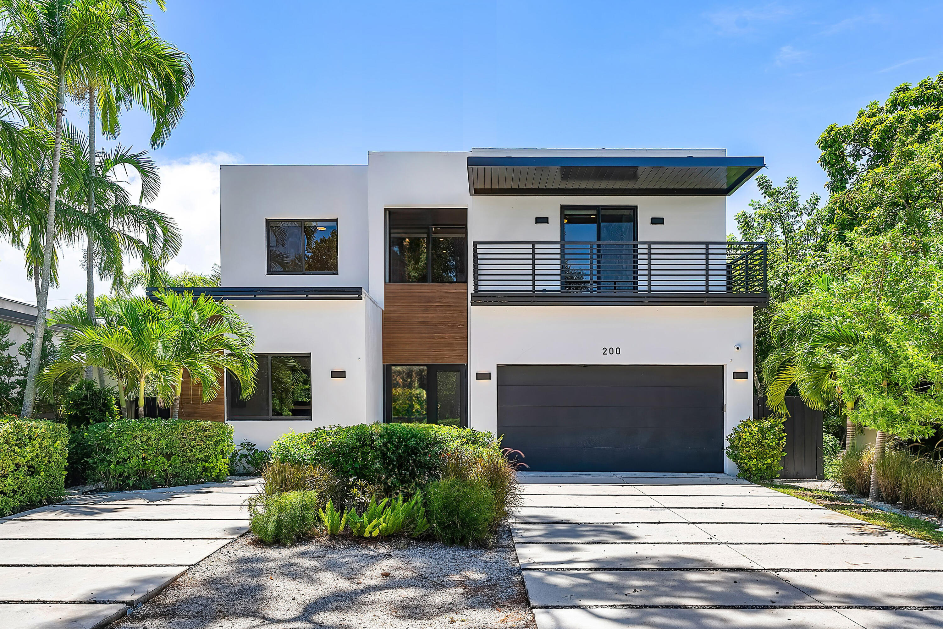 200 NE 22nd Street