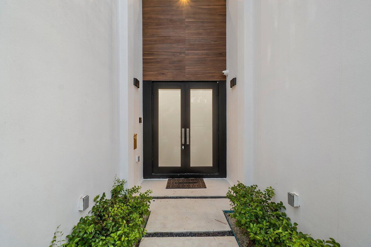 200 NE 22nd Street