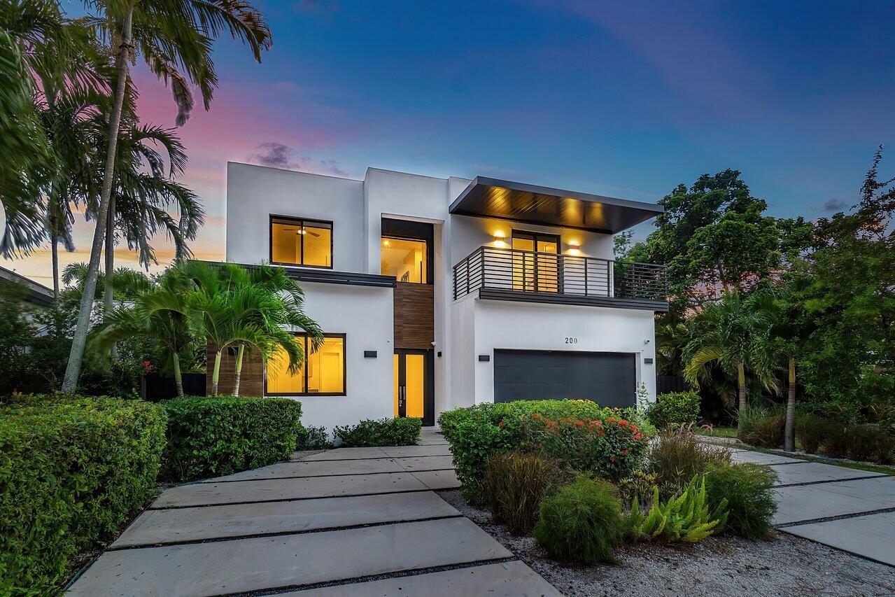 200 NE 22nd Street