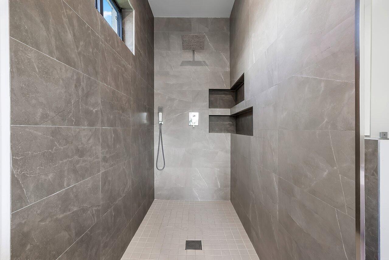 200 NE 22nd Street