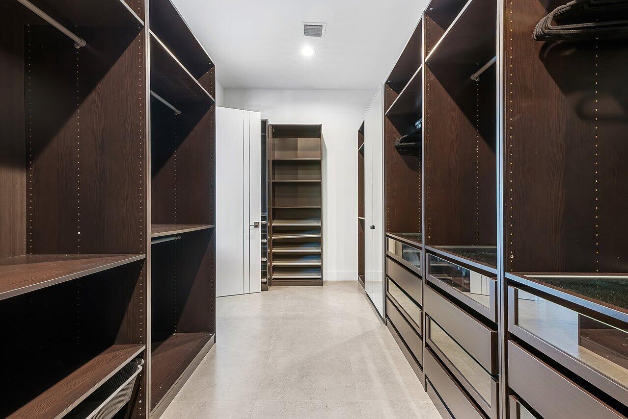 200 NE 22nd Street