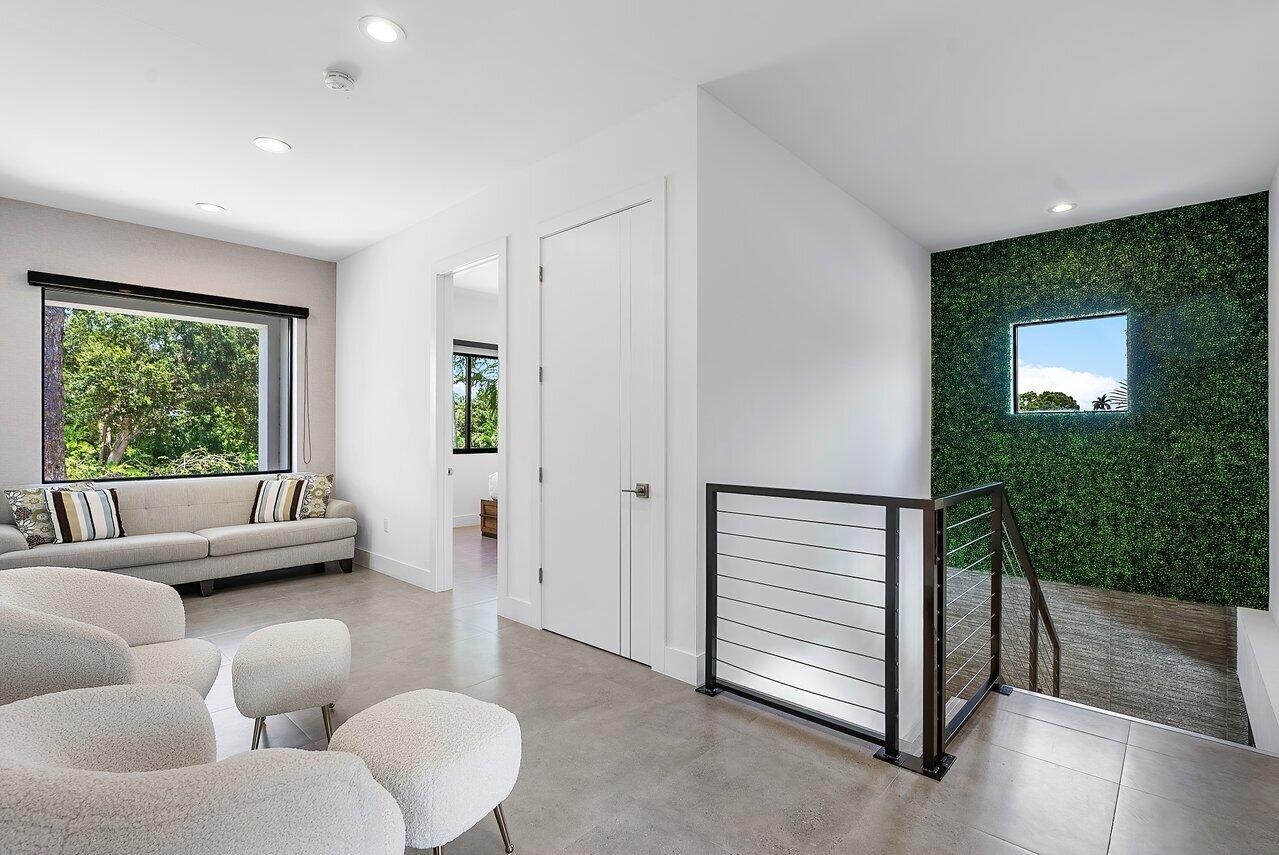 200 NE 22nd Street
