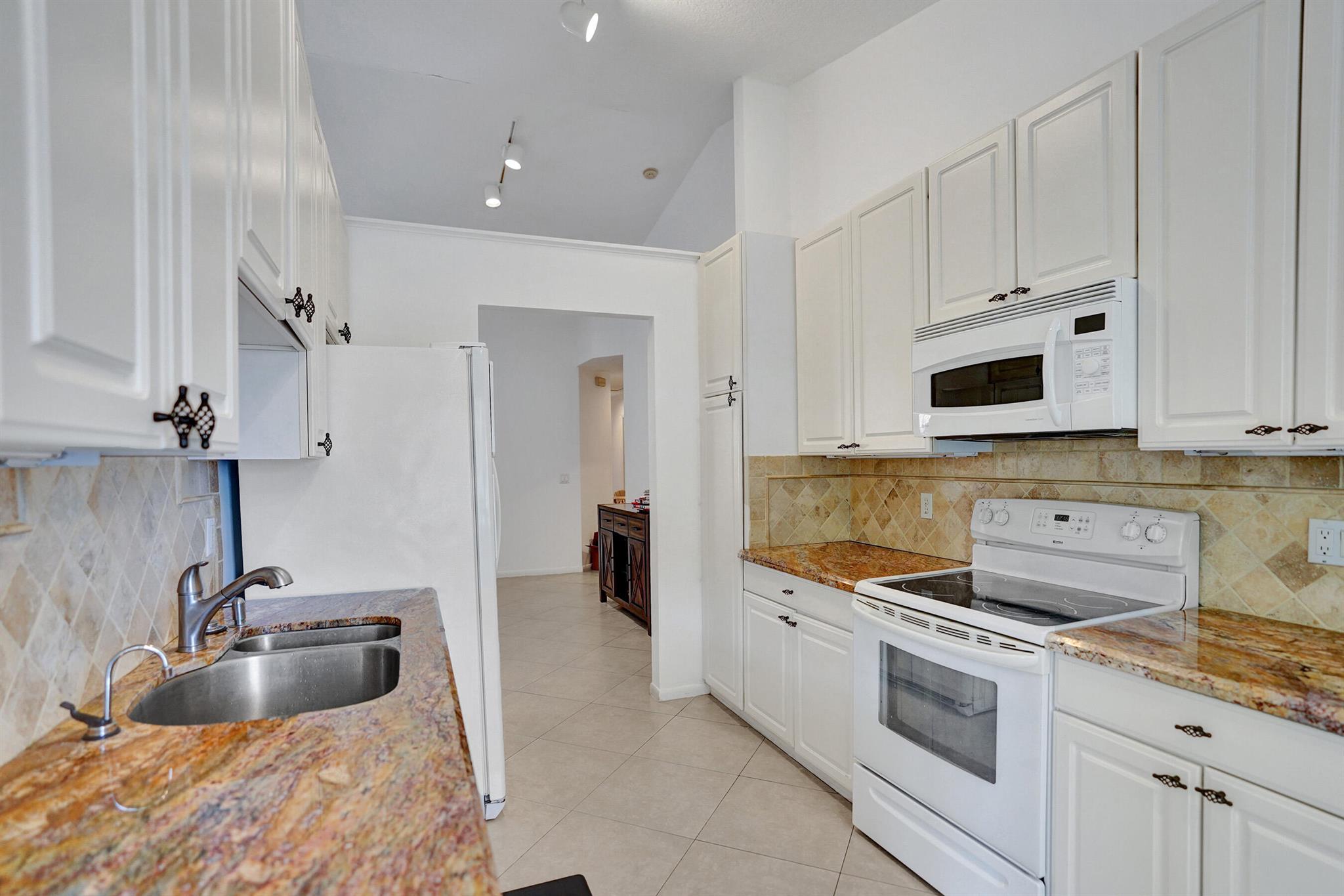 17060 Emile Street 9