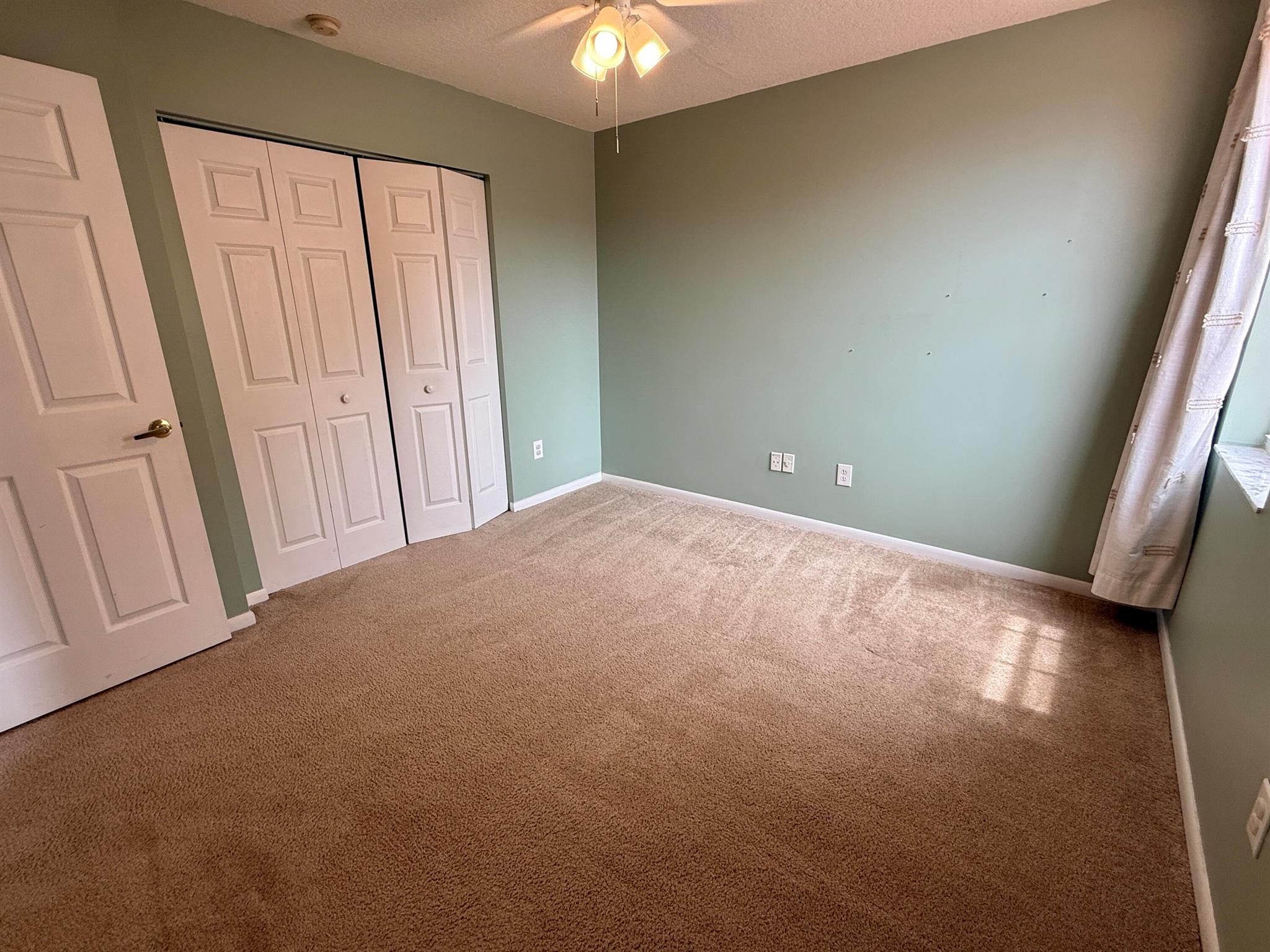 17060 Emile Street 9