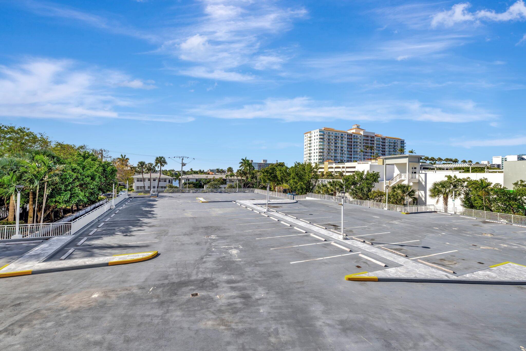2841 N Ocean Boulevard 307