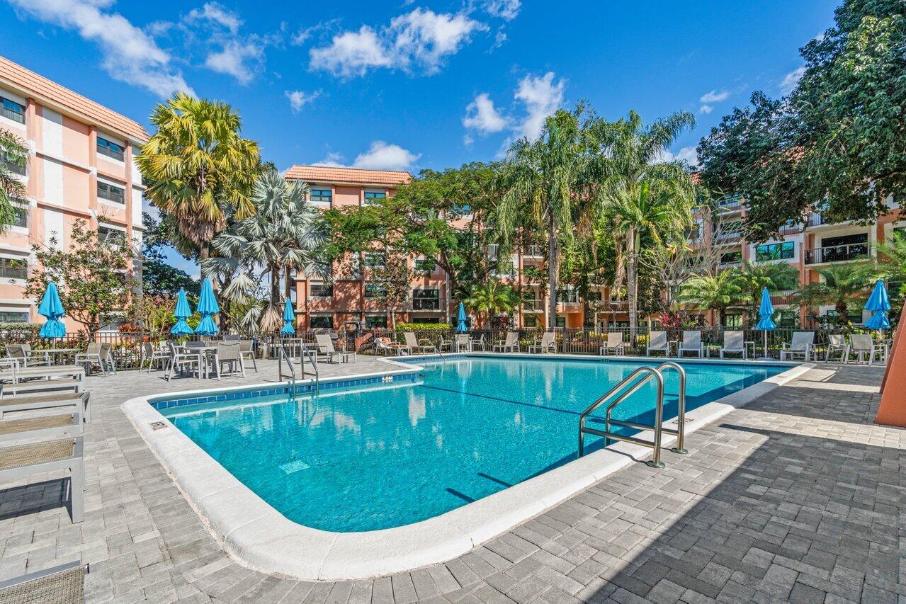1000 River Reach Drive 115