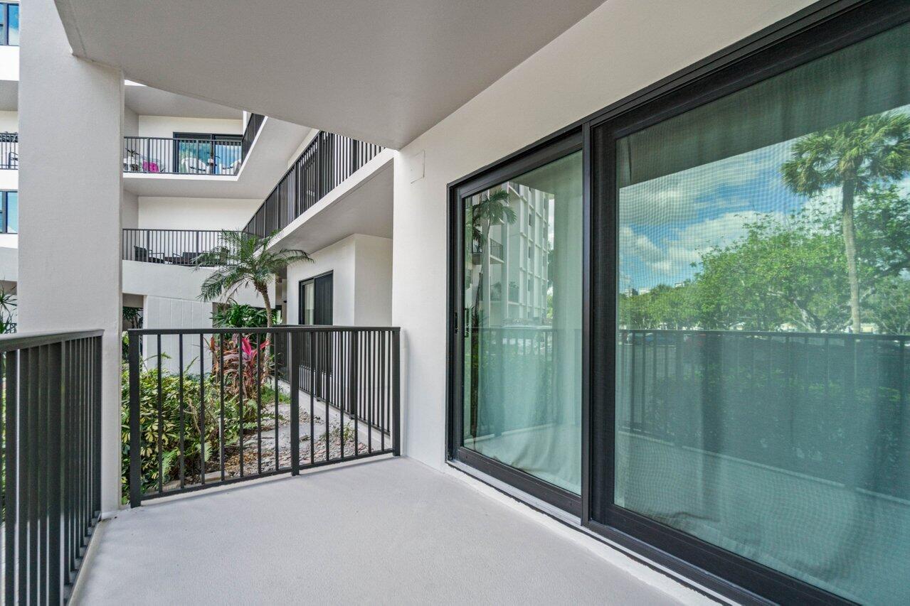 1000 River Reach Drive 115