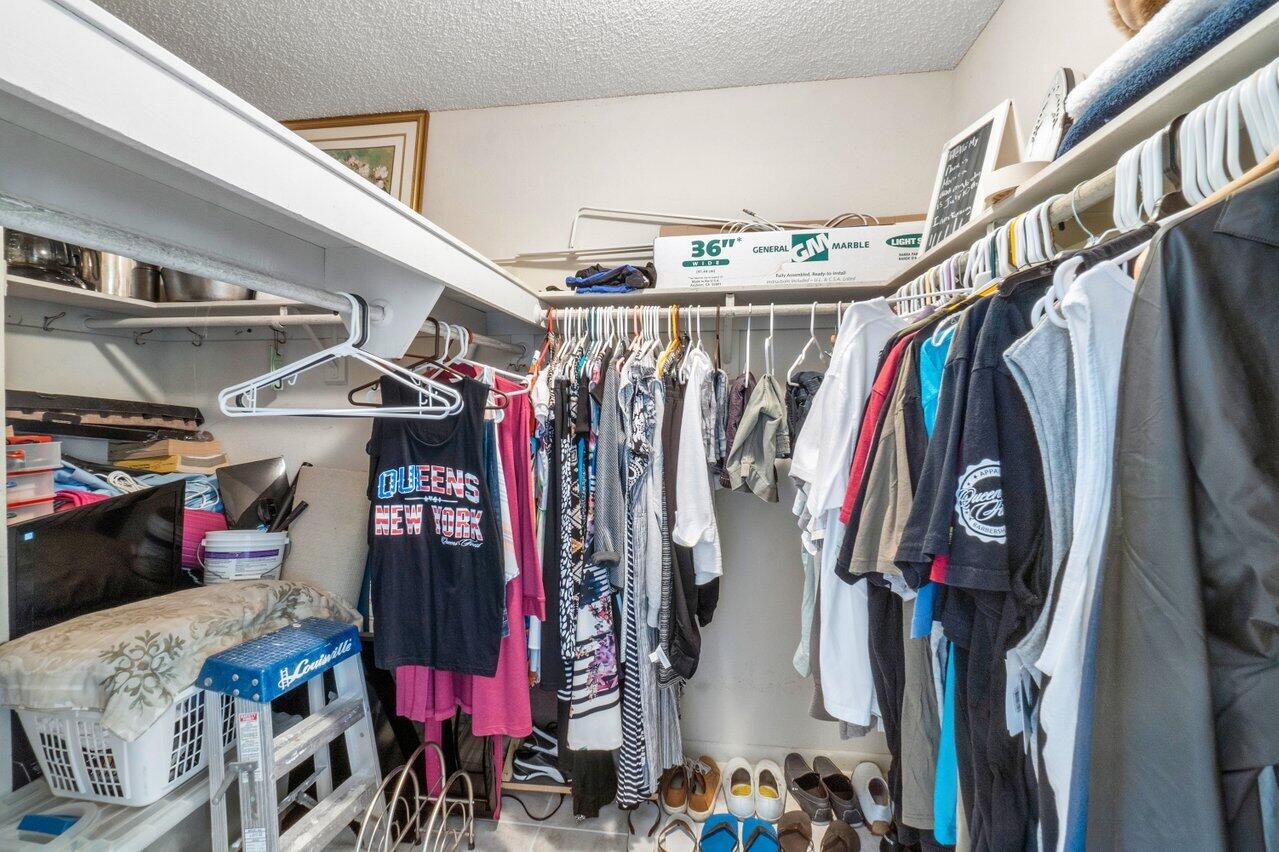 322 Buchanan Street 1207