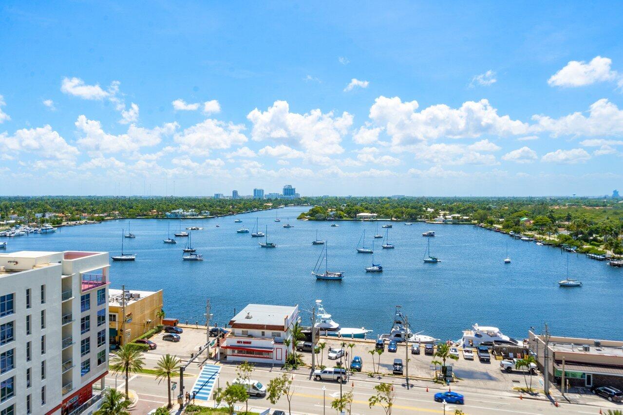 322 Buchanan Street 1207