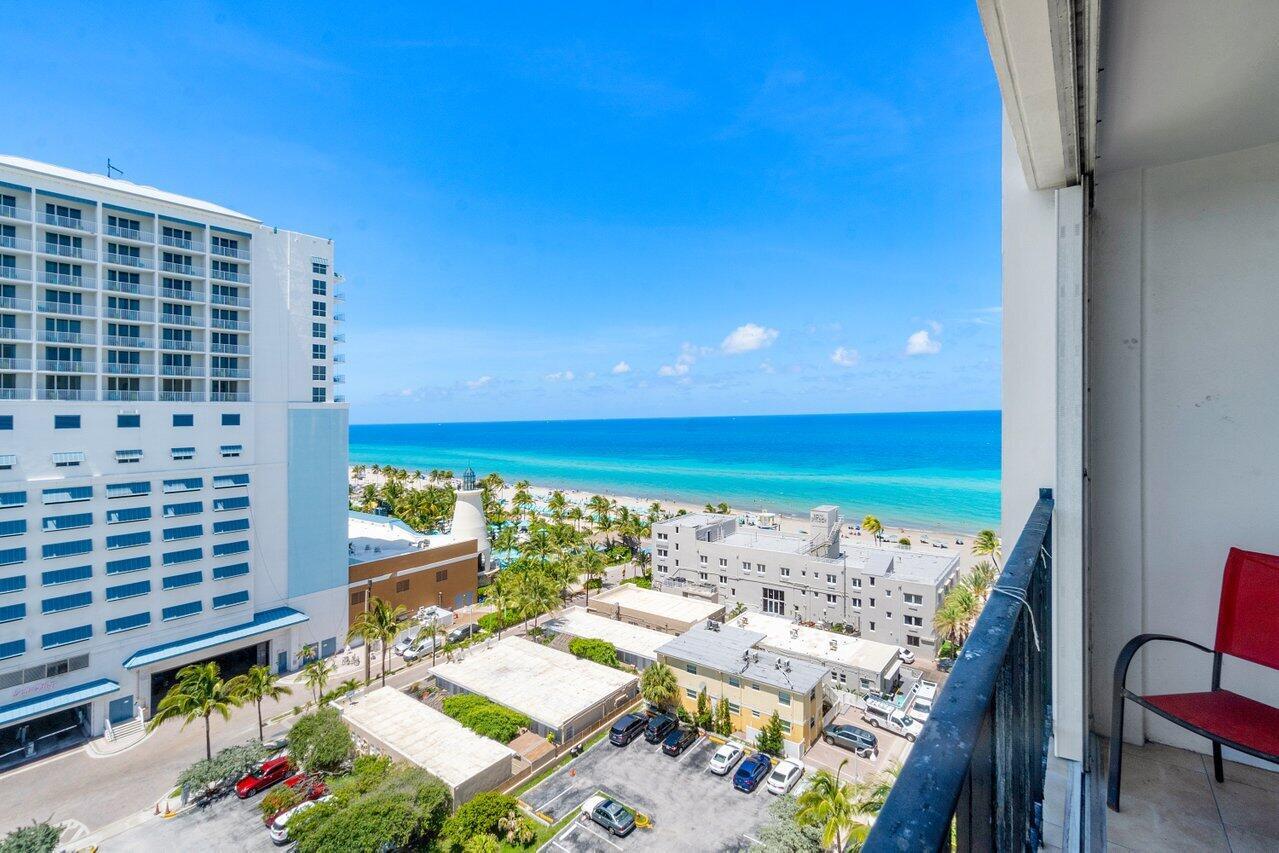 322 Buchanan Street 1207