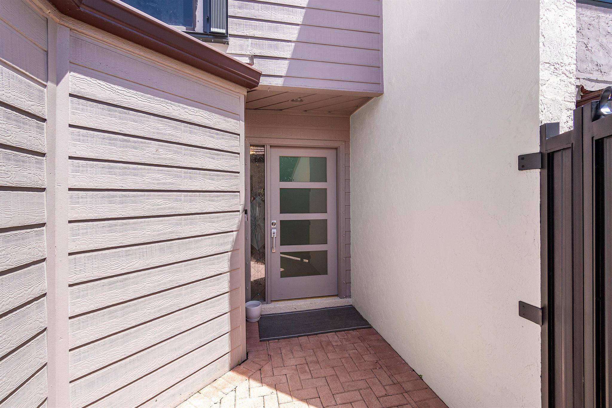 2677 N Ocean Boulevard Th-18-H