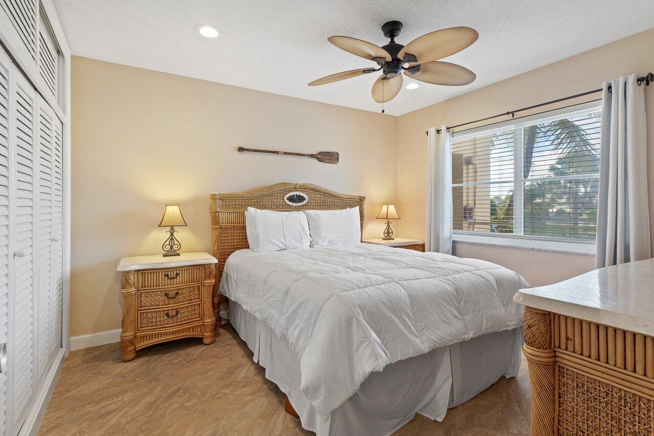 2701 S Ocean Boulevard 16