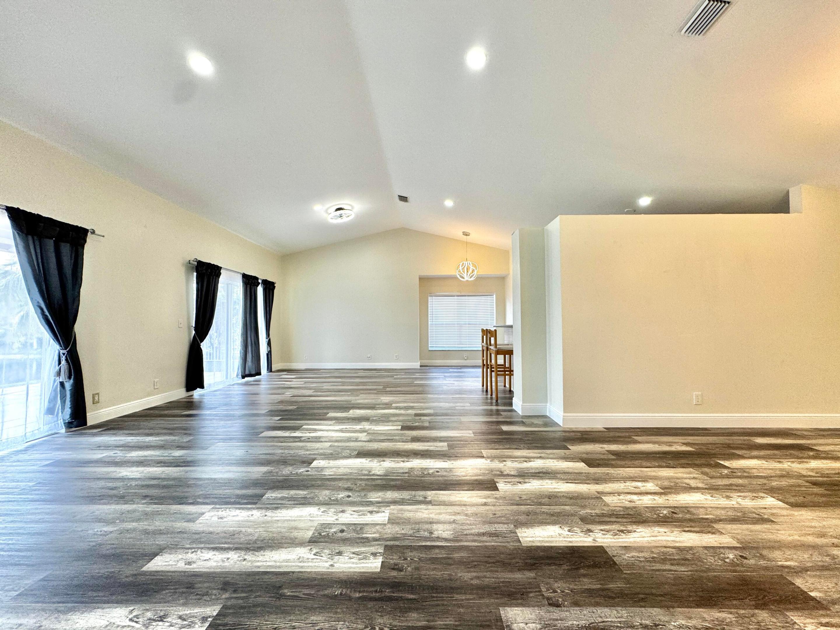 4731 NW 75th Street