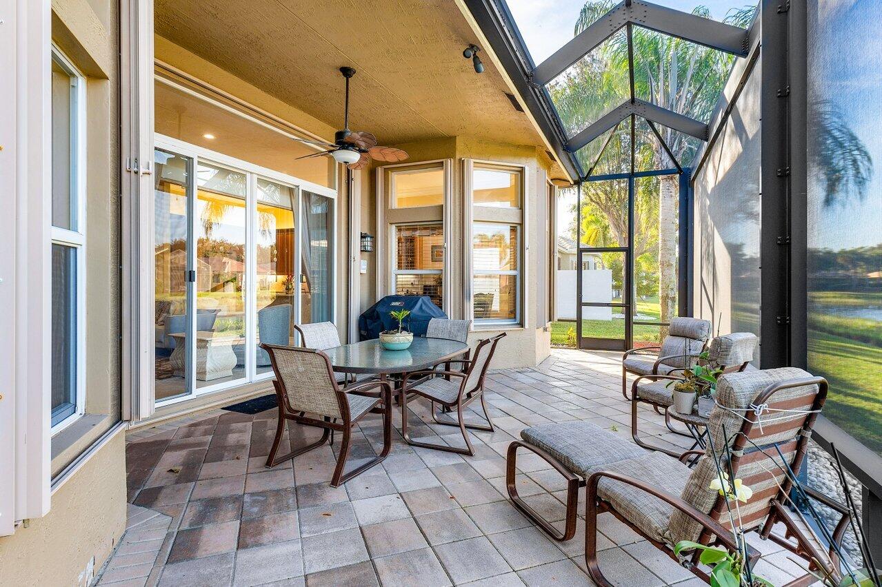 6807 Shamrock Trail