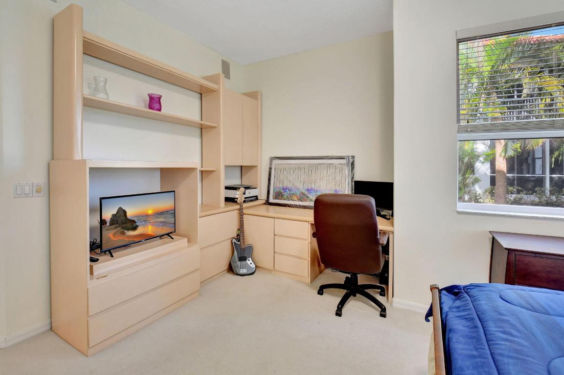 2454 NW 59th Street 1201