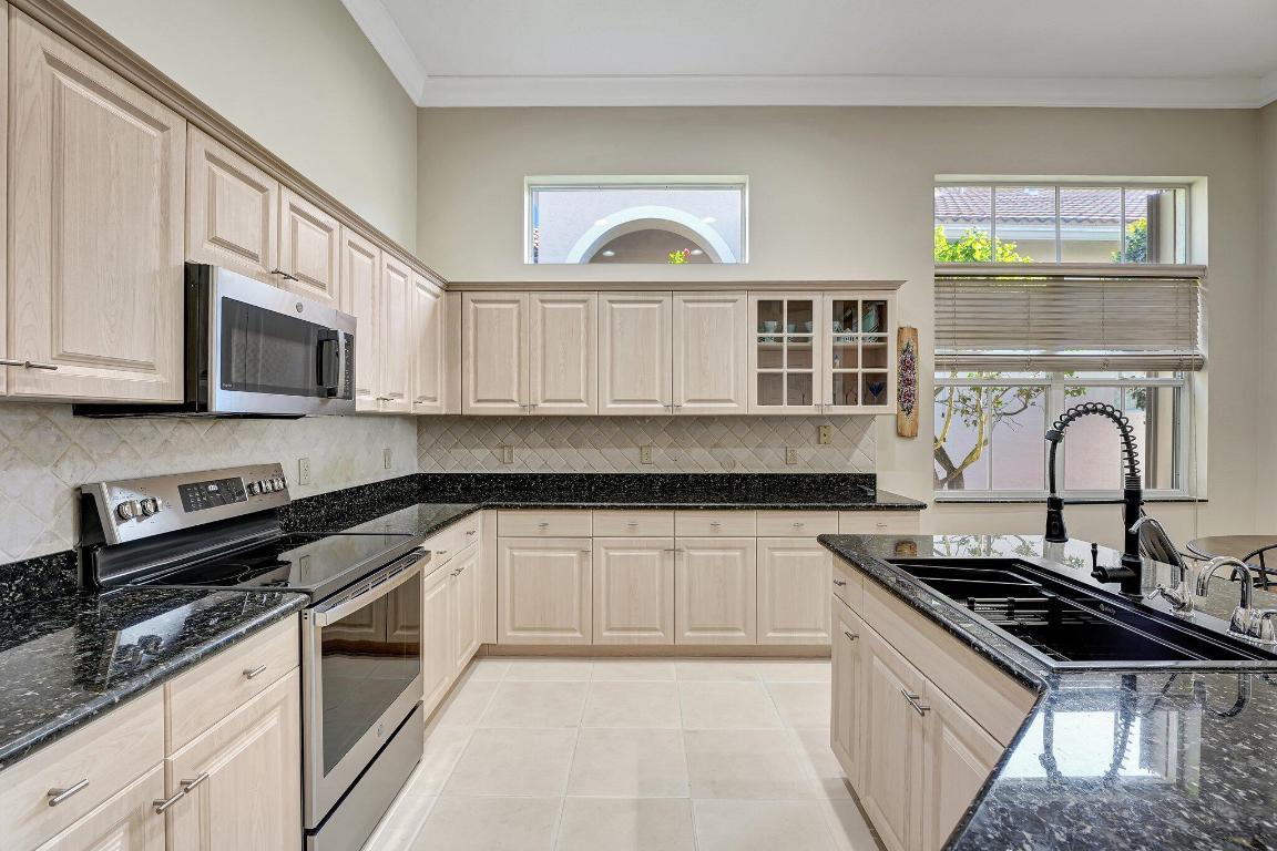 6807 Fairway Lakes Drive, Boynton Beach