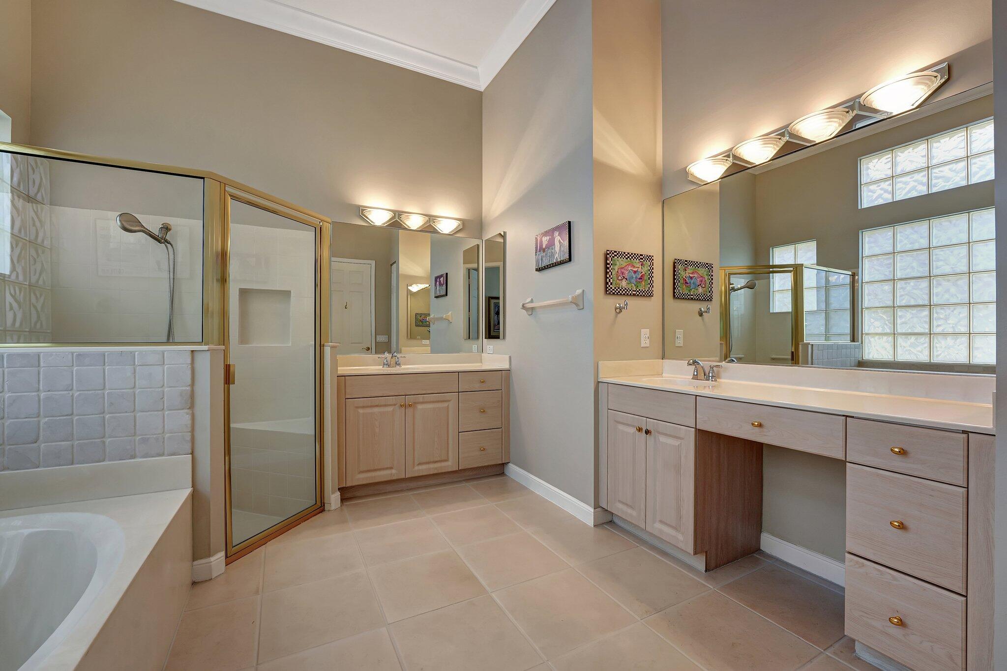 6807 Fairway Lakes Drive, Boynton Beach