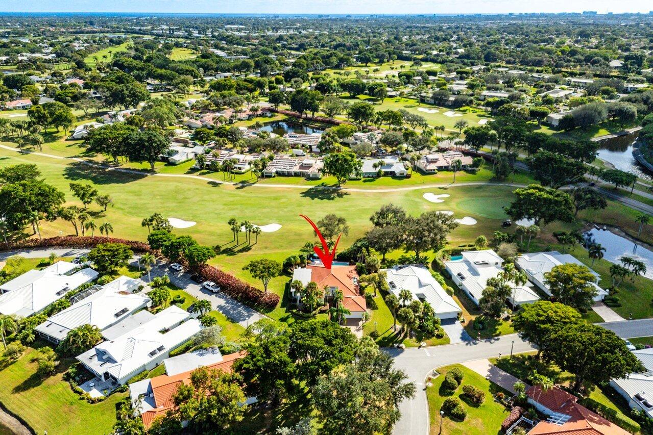 4 Estate Drive