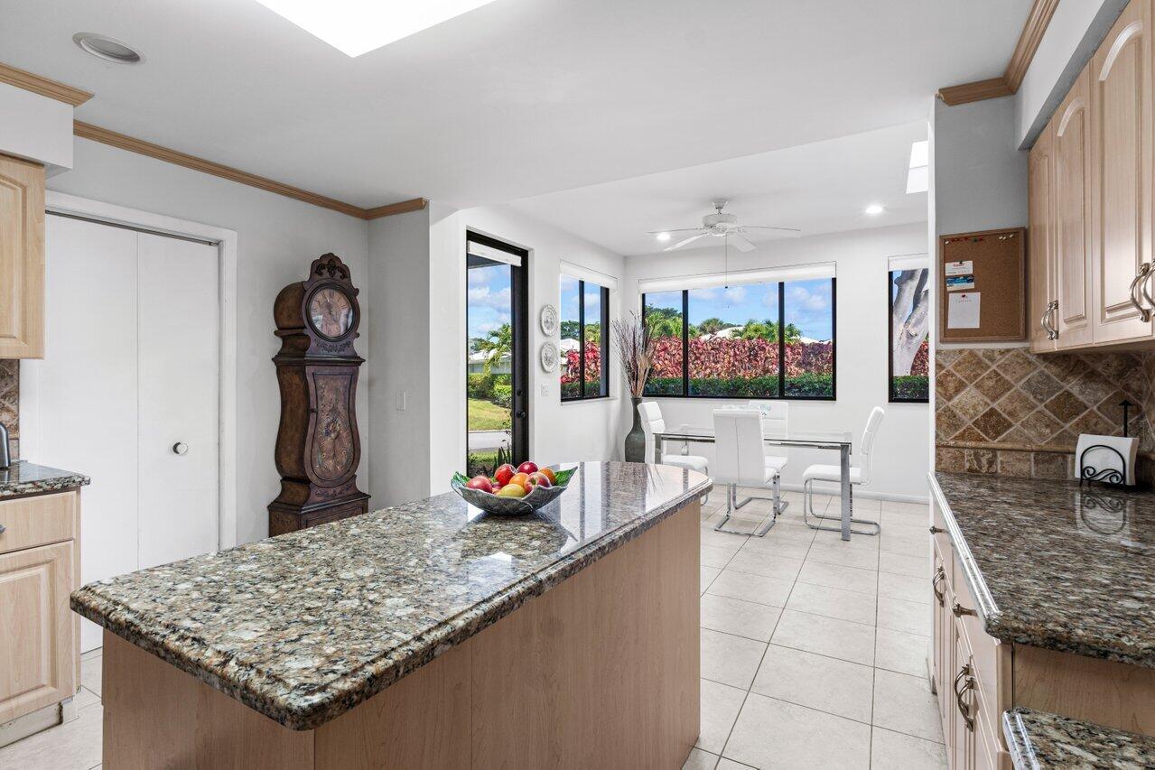 4 Estate Drive