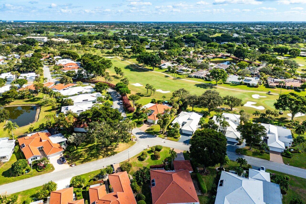 4 Estate Drive