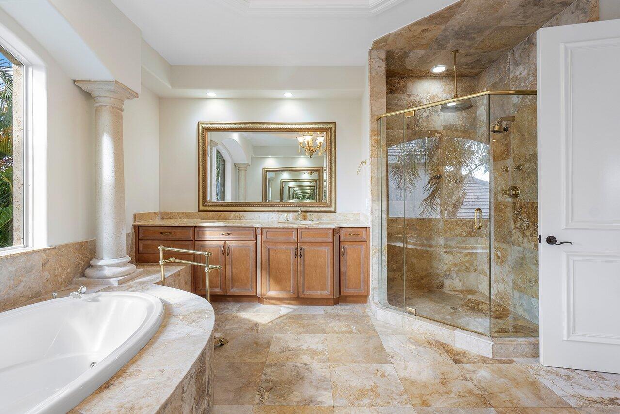811 NE 33rd Street