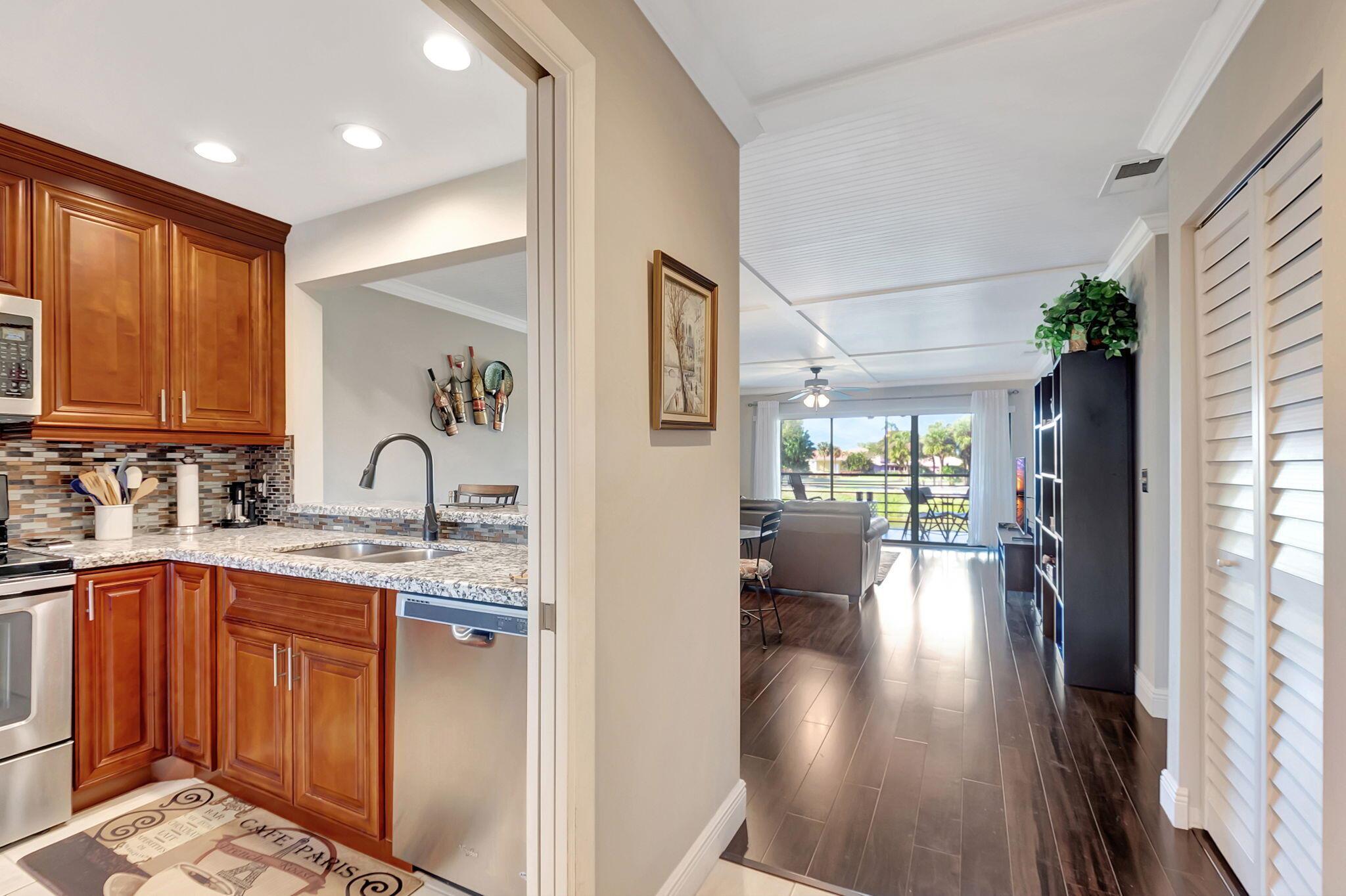 2916 SW 22nd Circle 202b