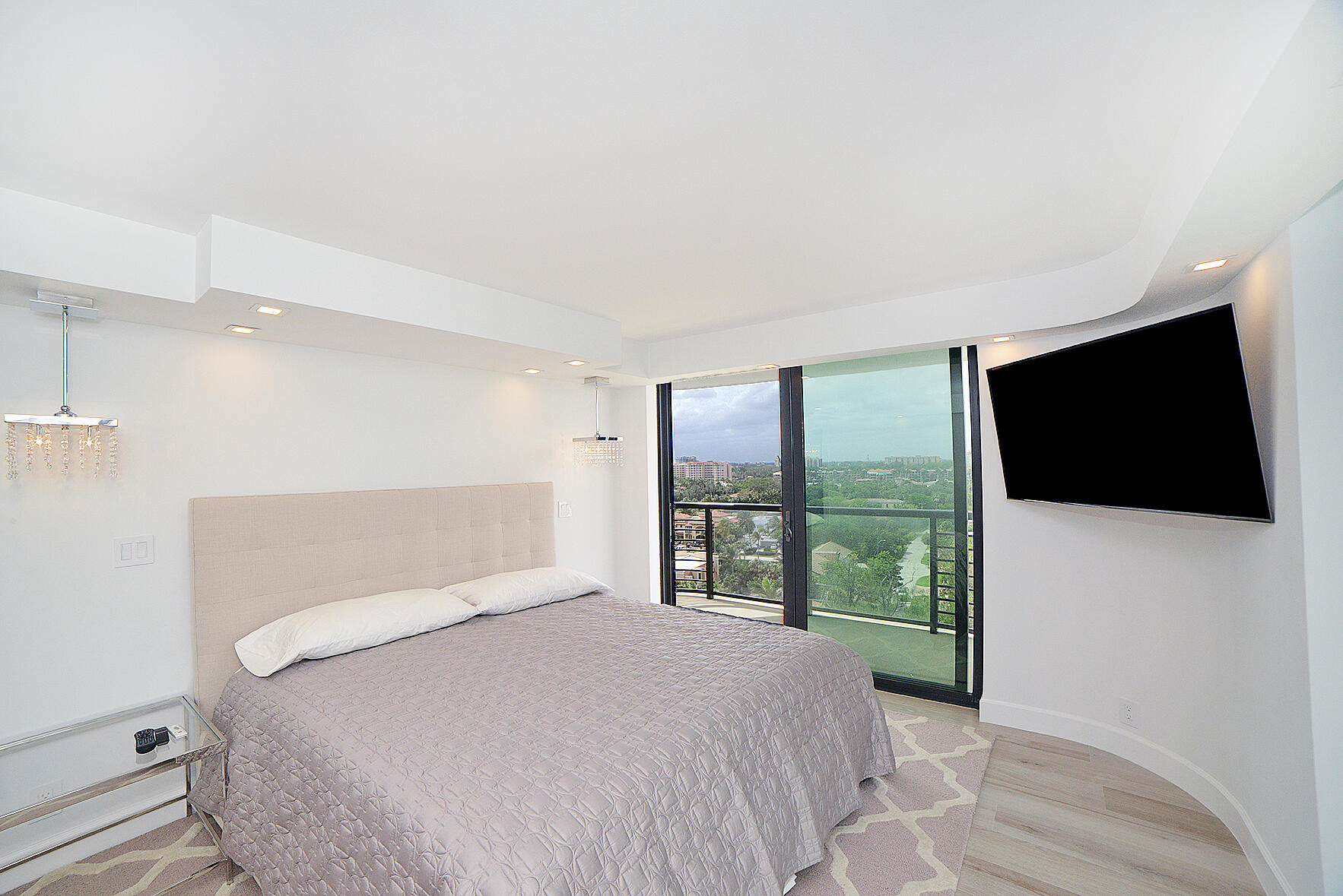 250 S Ocean Boulevard 9h