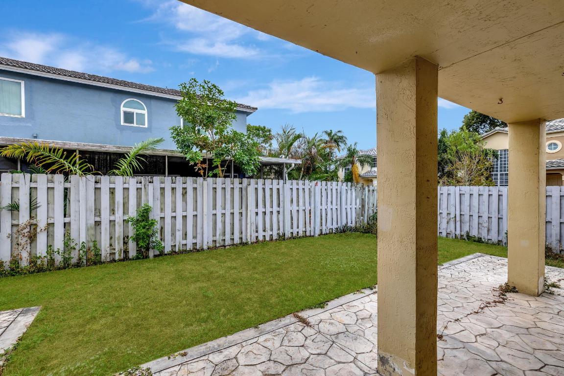 4276 NW 57th Drive, Coconut Creek