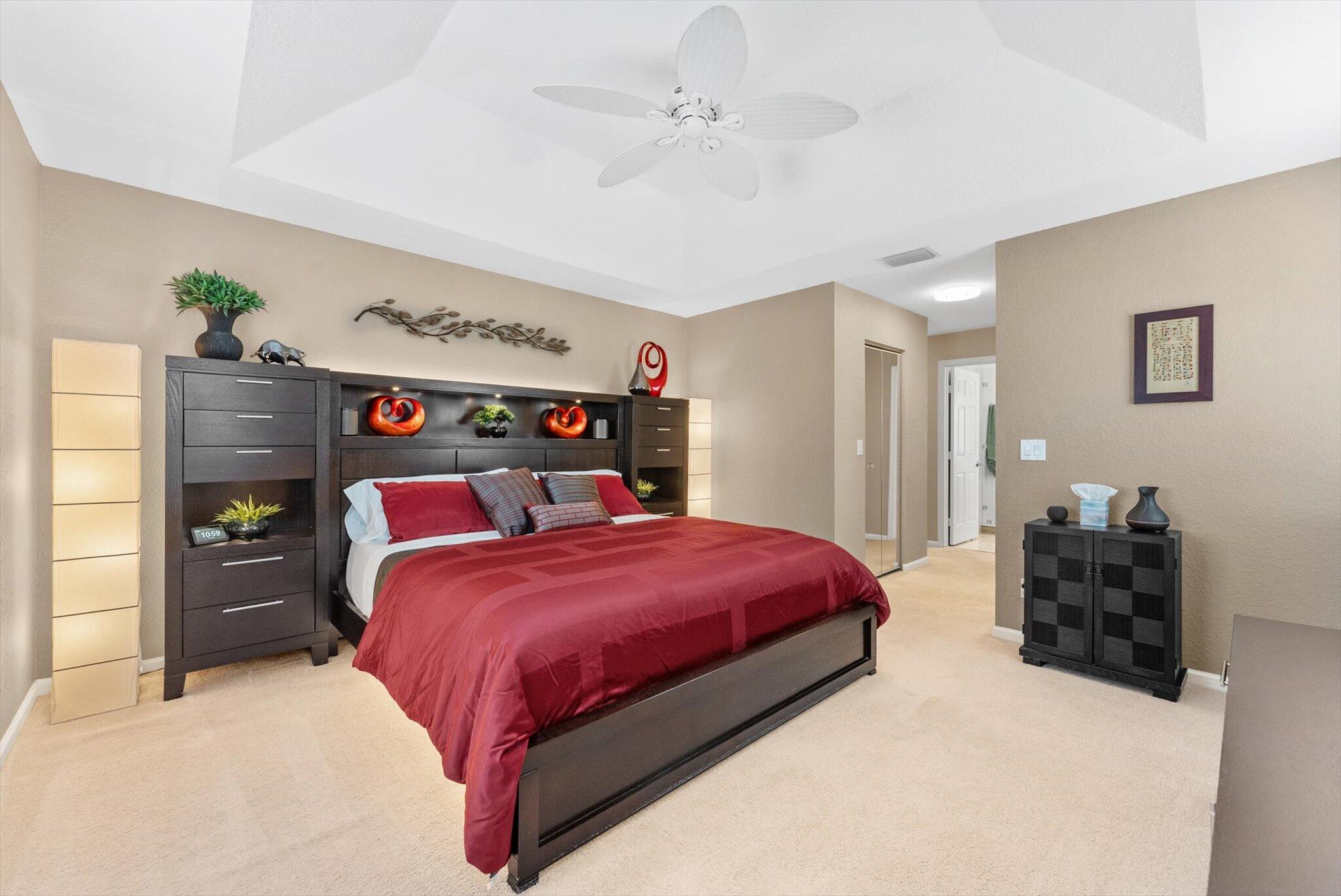 6422 Egret Avenue