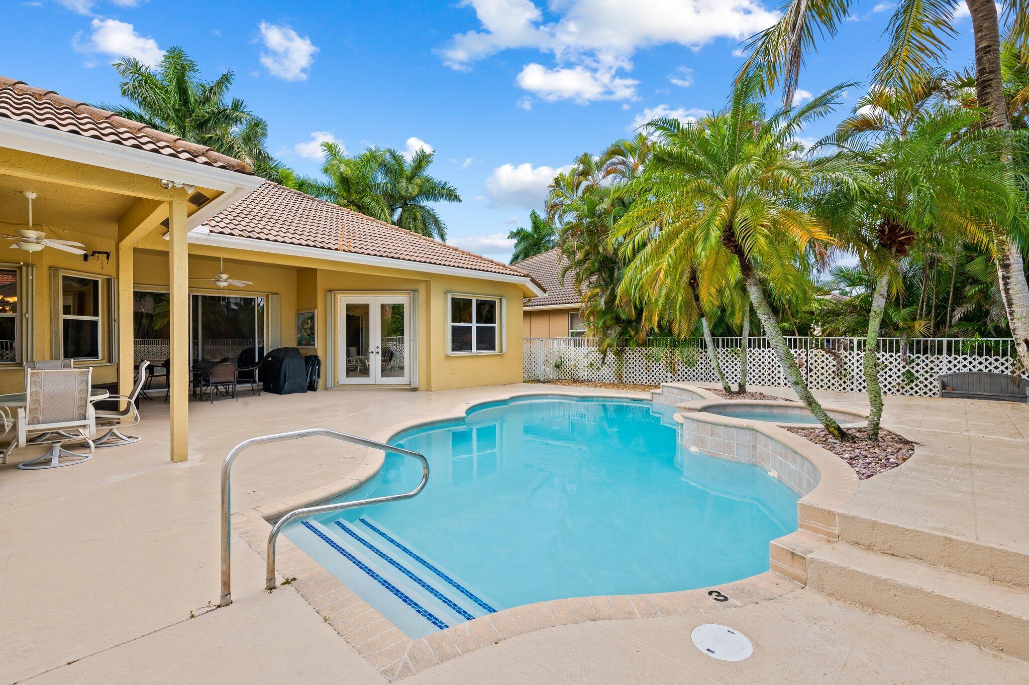 21255 Falls Ridge Way