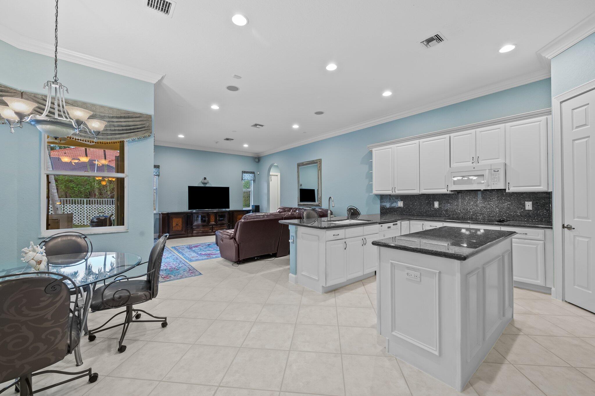 21255 Falls Ridge Way