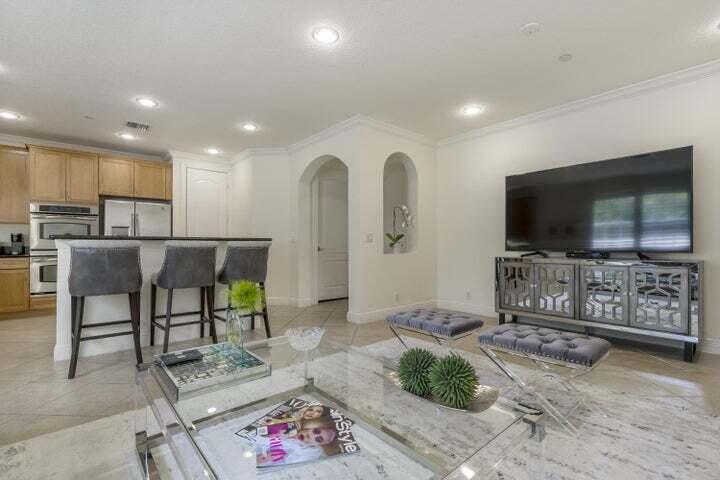 5720 NE Verde Circle